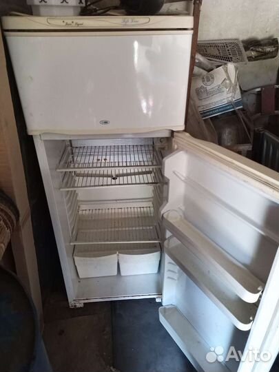 Холодильник бу