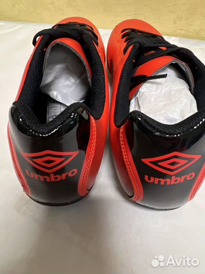 Бутсы футбольные umbro