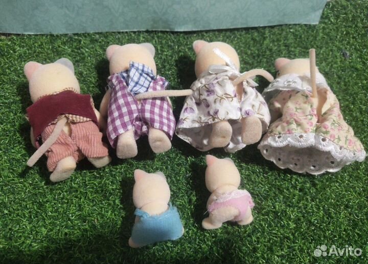 Sylvanian families Whisker Cat с разноц ушкам