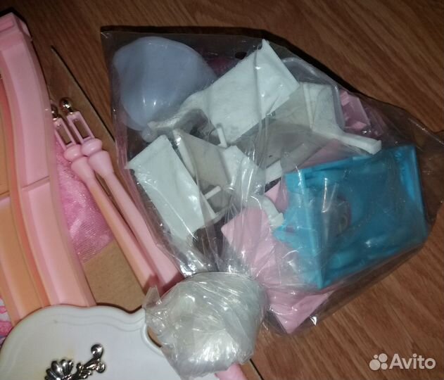 Спальный гарнитур для куклы