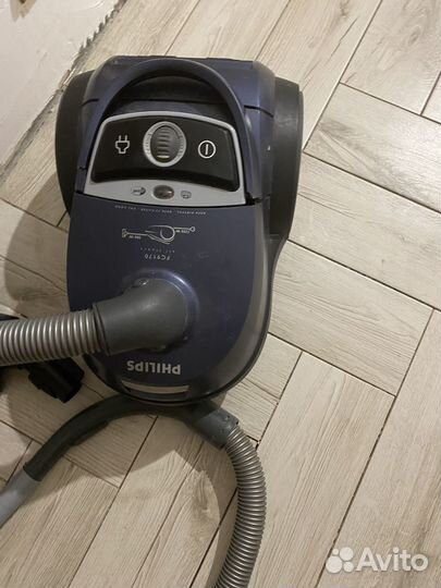 Пылесос philips
