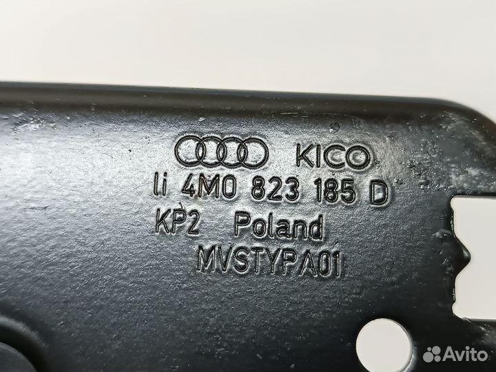 Скоба замка капота левая Audi Q7 4M