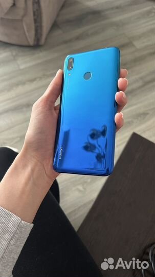 HUAWEI Y7 (2019), 4/64 ГБ