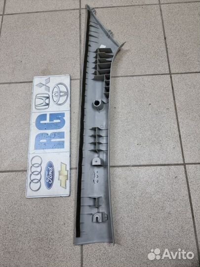 Обшивка стойки салона передняя правая Honda Civic