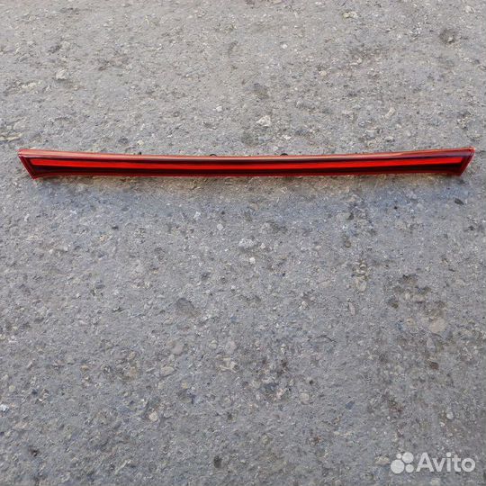 KIA RIO X-Line фонарь центральный