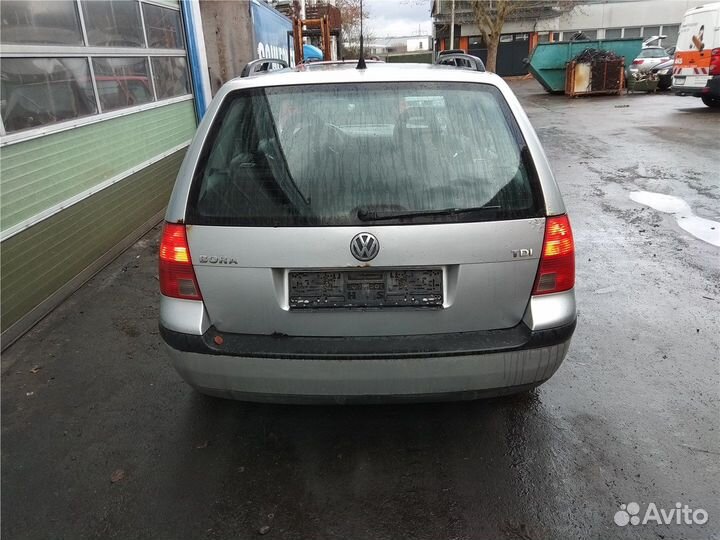 Разбор на запчасти Volkswagen Bora