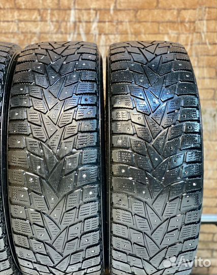 Dunlop Grandtrek Ice 02 215/65 R16