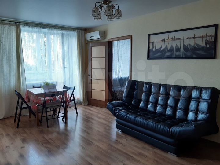 2-к. квартира, 42 м², 3 кровати