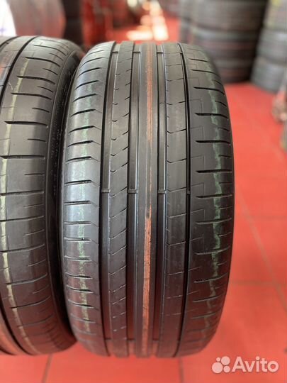 Pirelli P Zero PZ4 255/35 R21 98Y