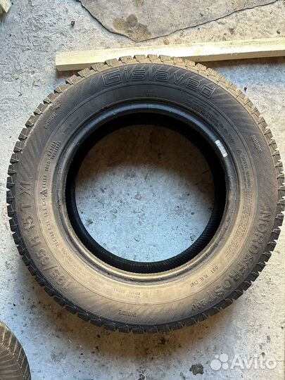 Gislaved Nord Frost 200 195/65 R15 95T