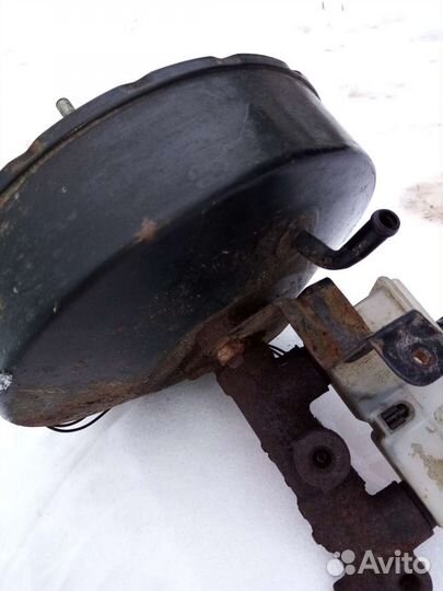 Вакуумный усилитель тормозов, на mazda 929