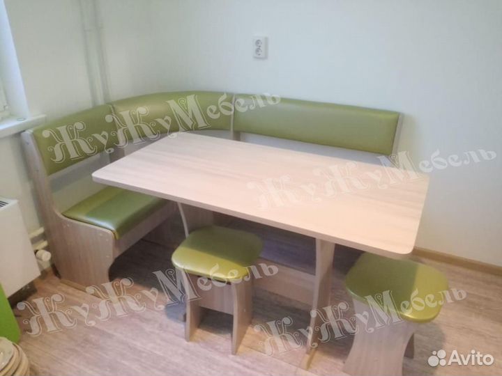 Кухонный уголок новый