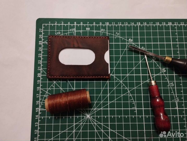 Картхолдер из кожи Крейзи Хорс. Ручная работа