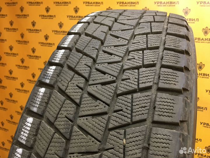 Bridgestone Blizzak DM-V1 235/60 R18 107R