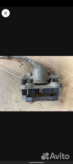 Суппорт ваз 2110 левый