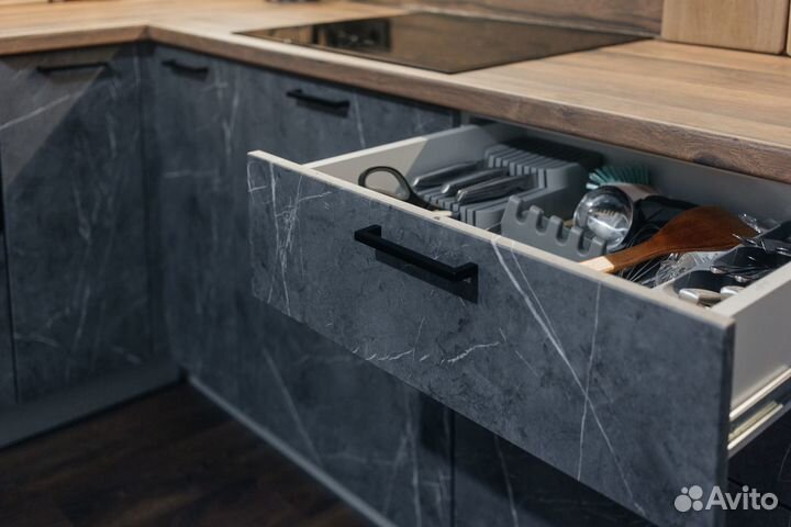 Угловая кухня «A» + духовка в подарок