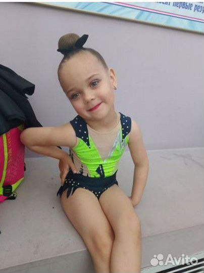 Купальник для художественной гимнастики 104