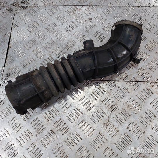 Патрубок воздушного фильтра LADA Largus фургон