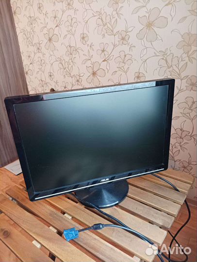 Монитор Asus