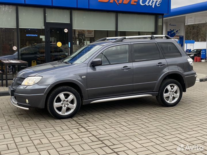 Mitsubishi Outlander 2.4 AT, 2007, 210 000 км