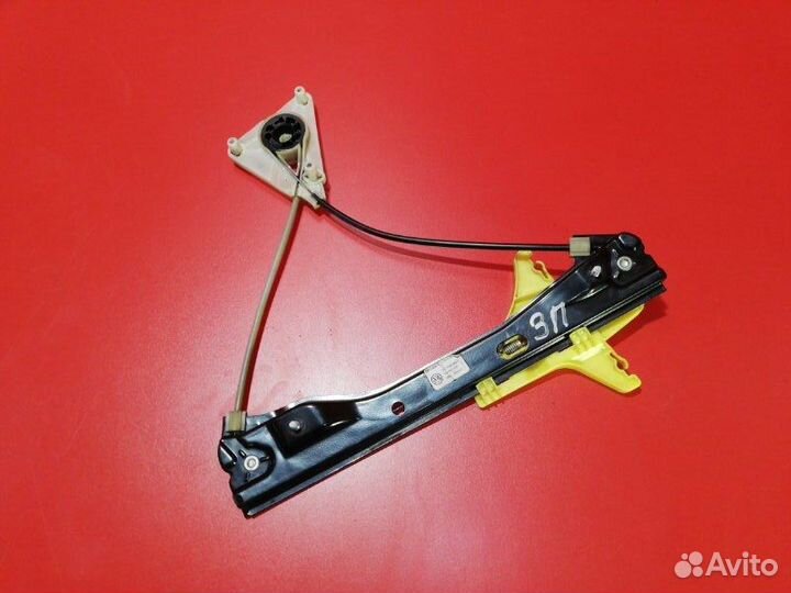 Стеклоподъемник задний правый Volkswagen Polo 602