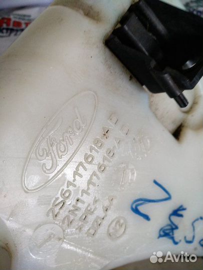 Бачок стеклоомывателя Ford Фьюжин хэчбек fyia 2002