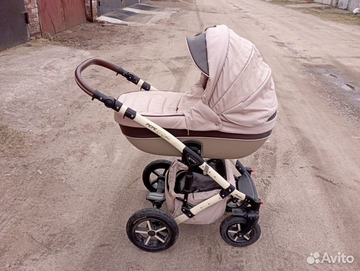 Коляска 3 в 1 с автолюлькой