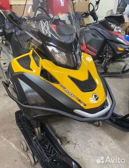 Передний бампер Ski-Doo Lynx SWT / XU 860200391