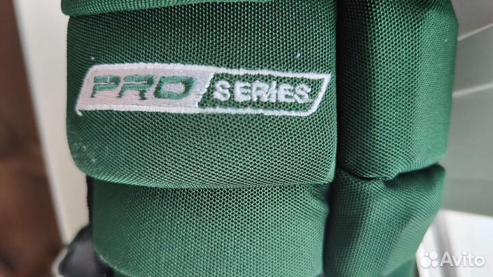 Краги хоккейные, размер 15 цена 7 000