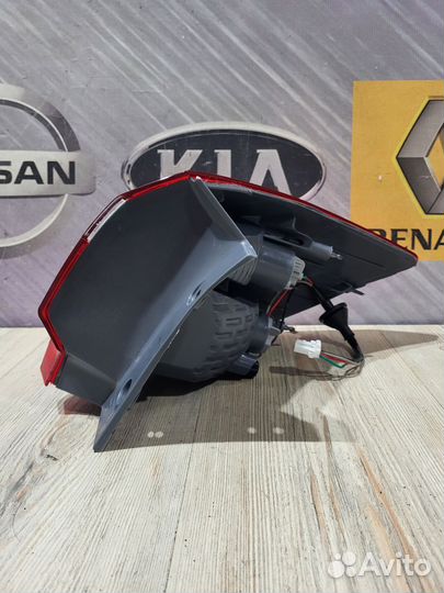 Фонарь задний Kia RIO 3 Лев