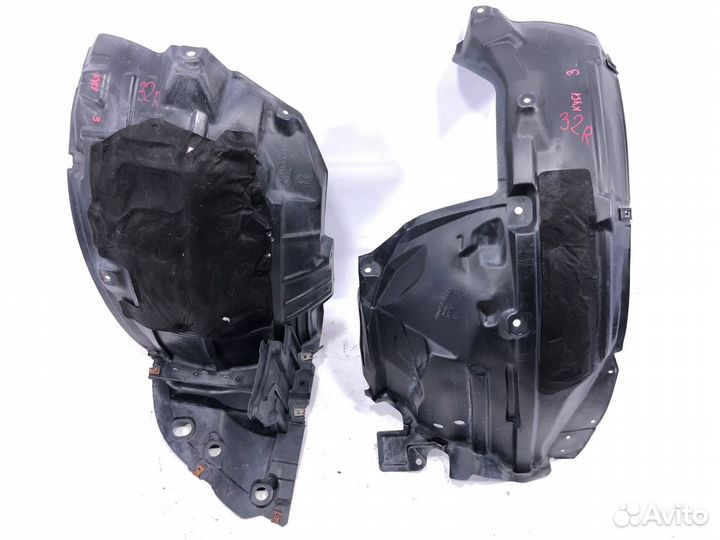 Подкрылок передний правый Nissan Fuga KNY51