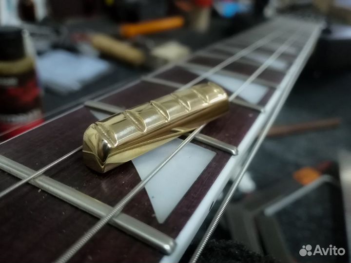 Ремонт гитар / гитарный мастер в Омске