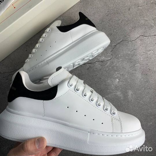 Кроссовки Alexander McQueen White Black (36-45)