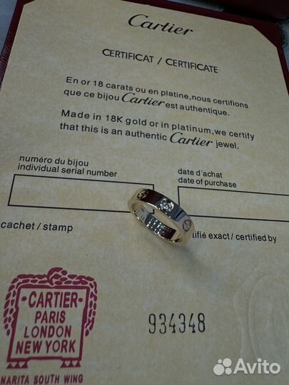 Кольцо cartier love с бриллиантом золотое