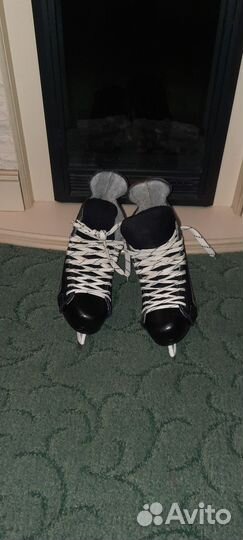 Коньки хоккейные 42 размер