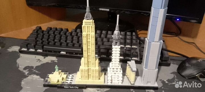 Лего набор Нью-Йорк/New York 21028