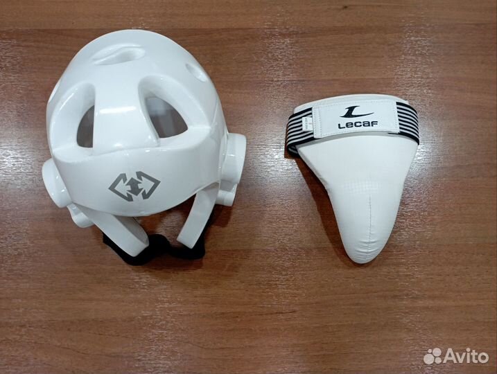 Комплект экипировки на тхэквондо