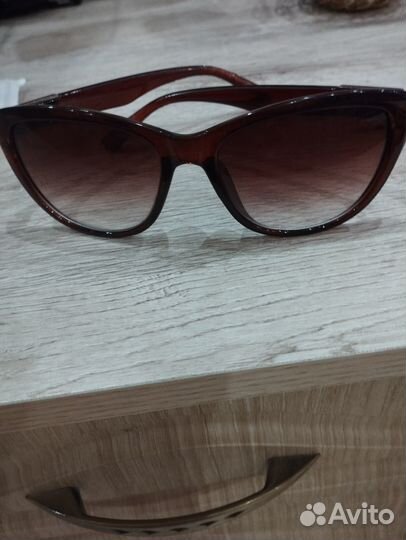 Солнцезащитные очки женские