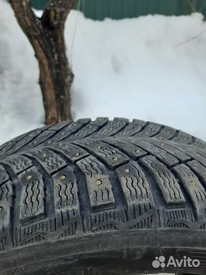 Michelin X-Ice North 4 235/50 R18 101T