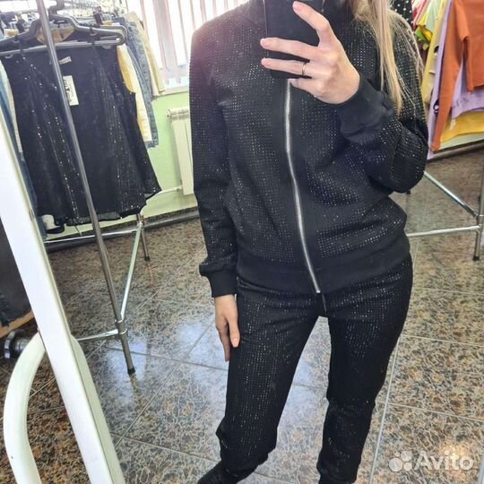 Спортивный костюм новый