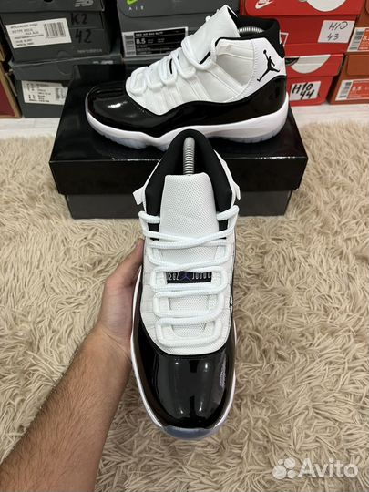 Nike air jordan 11 high