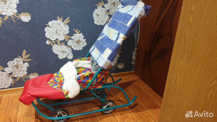 Детские санки на колесах