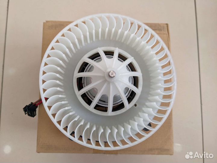 Мотор отопителя BMW 7-er E65 / E66