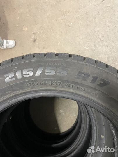 Pirelli Formula Ice 215/55 R17 98T