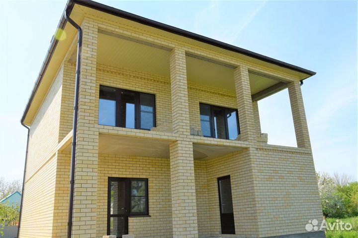 Дом у Чёрного моря с Садом