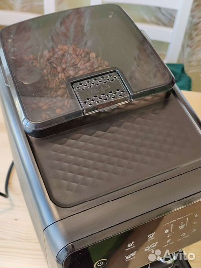 Кофемашина автоматическая Philips EP1000/00