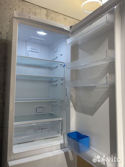 Холодильник новый indesit