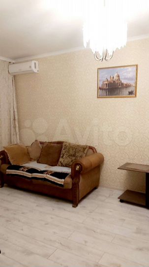 2-к. квартира, 42 м², 6/10 эт.