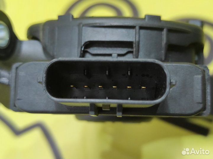 Педаль газа Audi A6 4G2 chva 2012