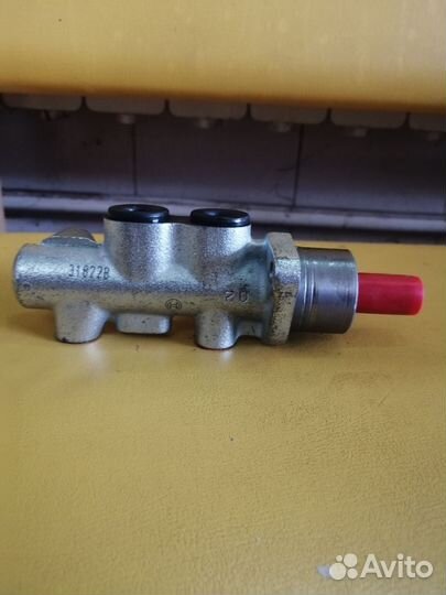 Главный тормозной цилиндр